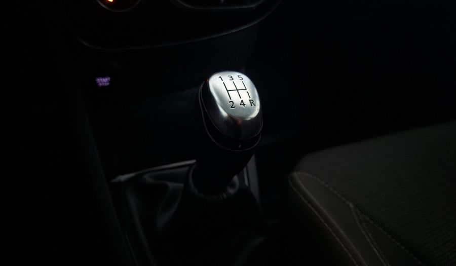 Renault Clio 1.2 EXPRESSION Hatchback 2017