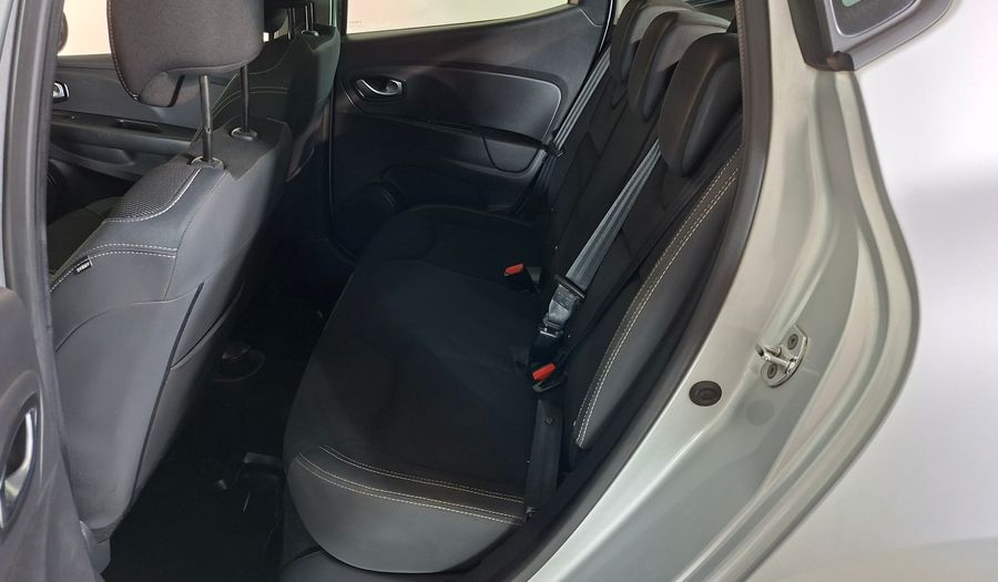 Renault Clio 1.2 EXPRESSION Hatchback 2017