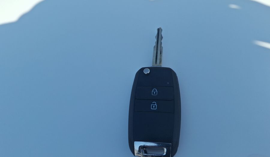 Kia Soluto 1.4 LX AC Sedan 2024