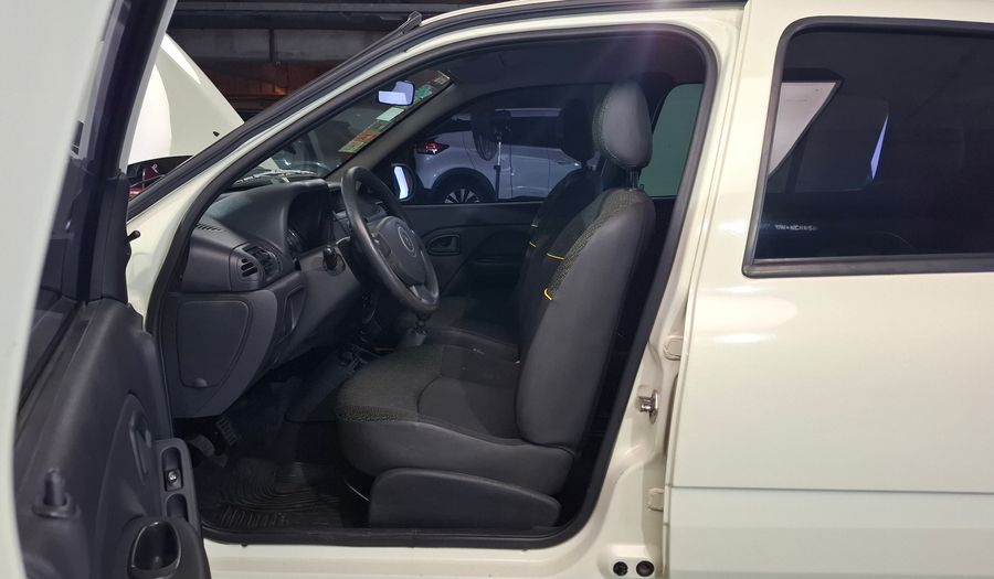 Renault Clio 1.1 MIO CONFORT PLUS ABC Hatchback 2013