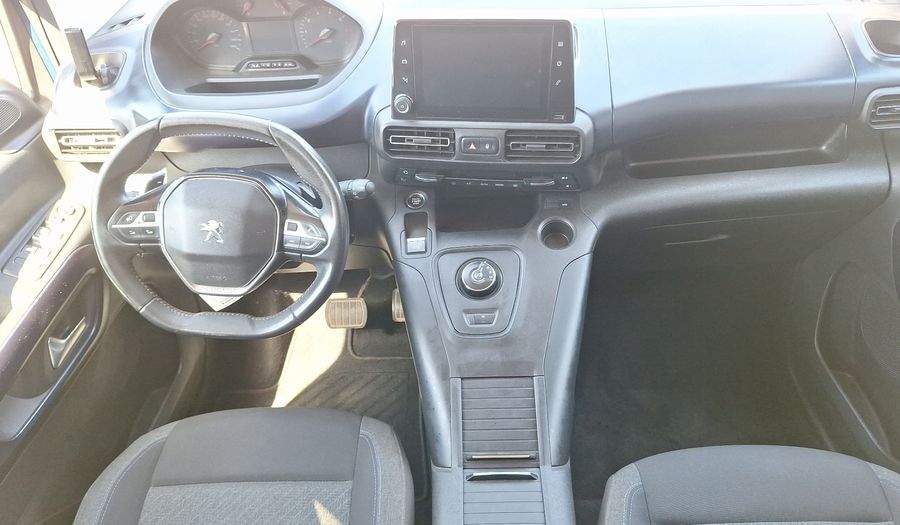 Peugeot Rifter 1.2 PURETECH 130 AUTO ALLURE PACK Minivan 2024
