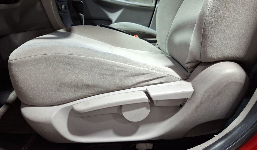 Toyota Corolla 1.8 LE AT Sedan 2011