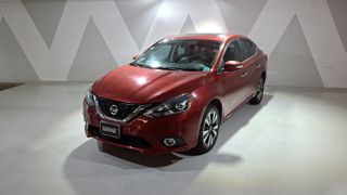Nissan • Sentra