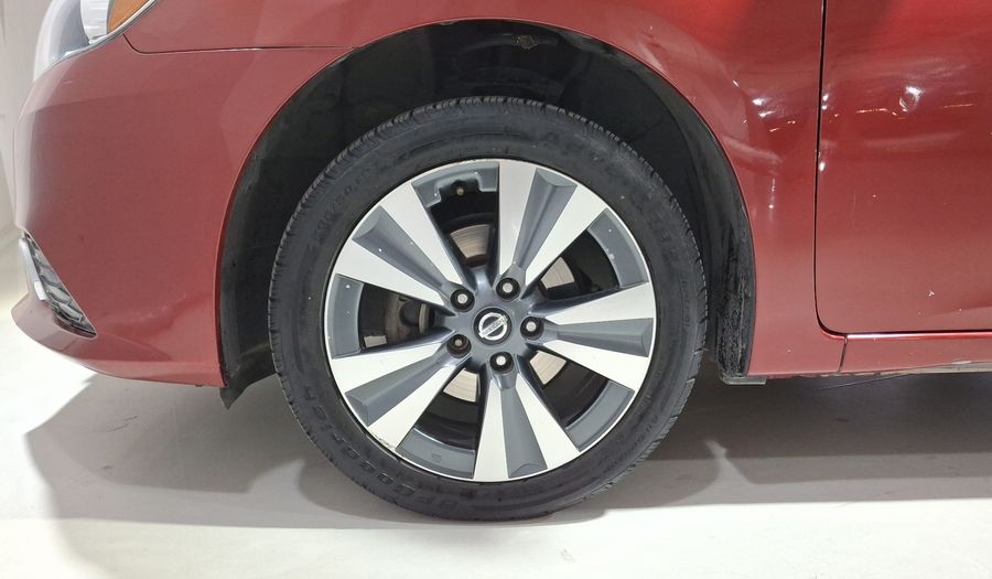 Nissan Sentra 1.8 EXCLUSIVE NAVI CVT Sedan 2017