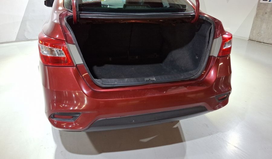 Nissan Sentra 1.8 EXCLUSIVE NAVI CVT Sedan 2017