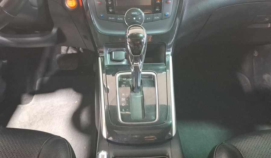 Nissan Sentra 1.8 EXCLUSIVE NAVI CVT Sedan 2017