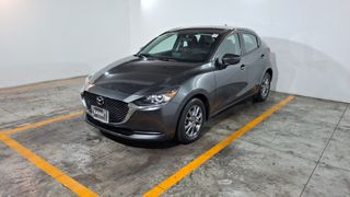 Mazda • Mazda 2