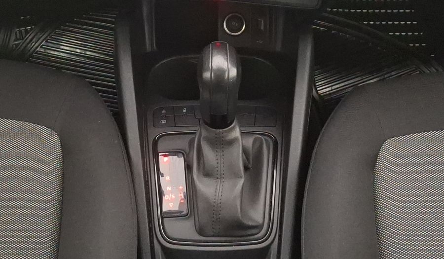 Seat Ibiza 1.6 REFERENCE TIPTRONIC Hatchback 2017