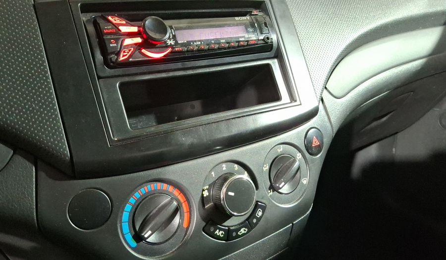 Chevrolet Aveo 1.6 MT M Sedan 2014