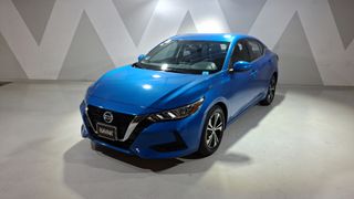 Nissan • Sentra