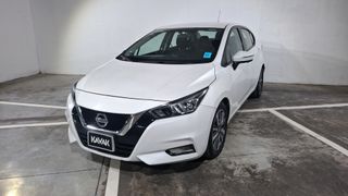 Nissan • Versa