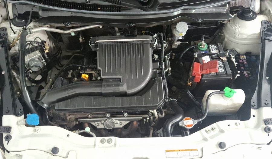 Suzuki Swift 1.4 GLX MT Hatchback 2016