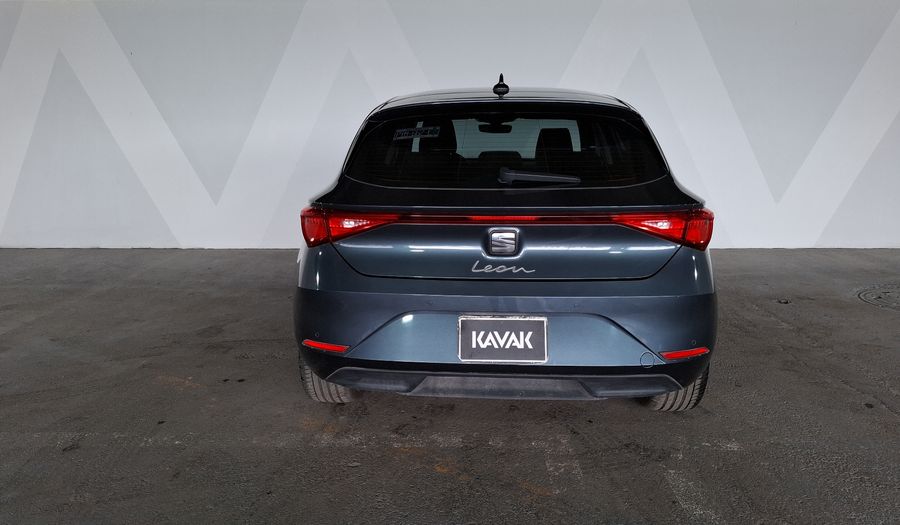 Seat Leon 1.4 STYLE AUTO Hatchback 2024