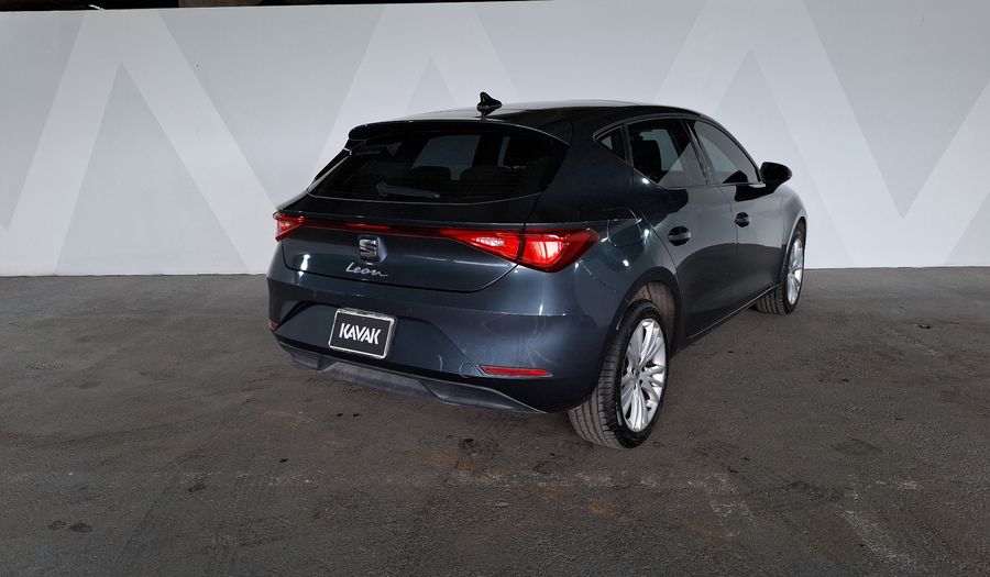 Seat Leon 1.4 STYLE AUTO Hatchback 2024