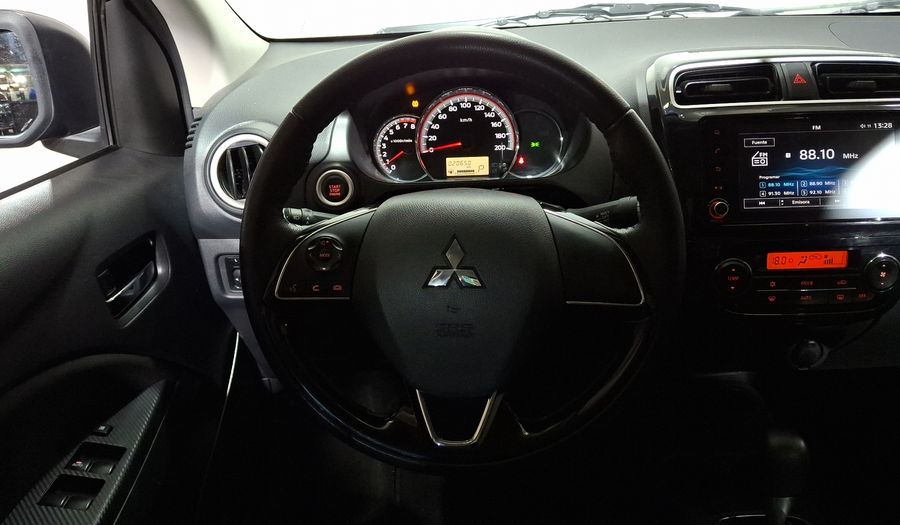 Mitsubishi Mirage 1.2 GLS CVT Sedan 2024