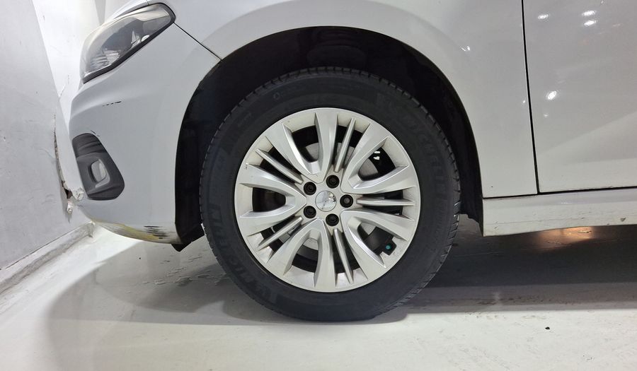 Dodge Neon 1.6 SXT AT Sedan 2017