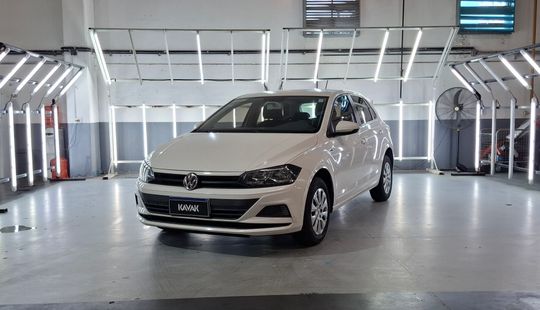 Volkswagen • Polo