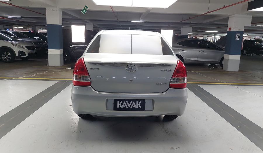 Toyota Etios 1.5 XLS SEDAN AUTO Sedan 2017