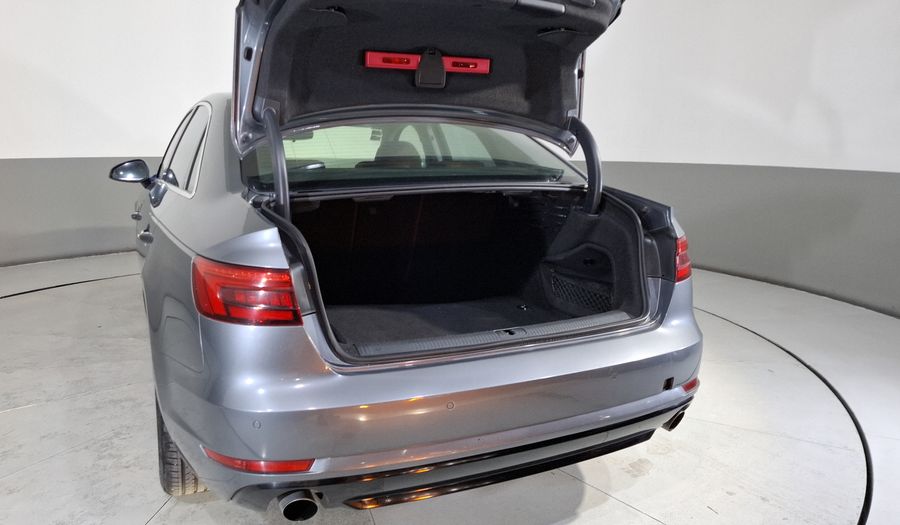 Audi A4 2.0 TFSI SELECT S-TRONIC Sedan 2017