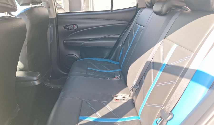 Toyota Yaris 1.5 XLI Sedan 2021