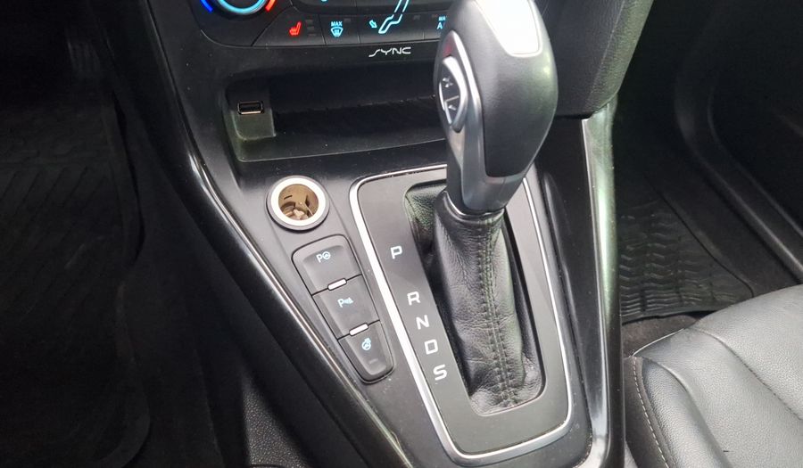 Ford Focus 2.0 TITANIUM POWER SHIFT Hatchback 2018