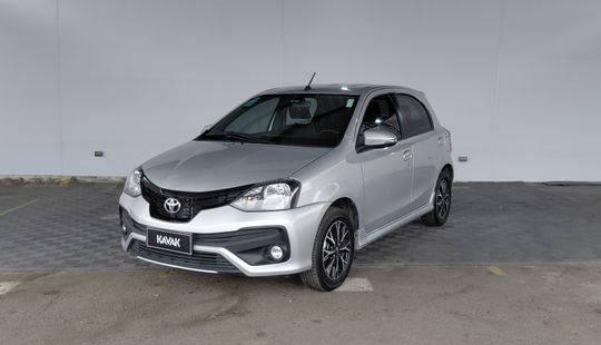 Toyota • Etios