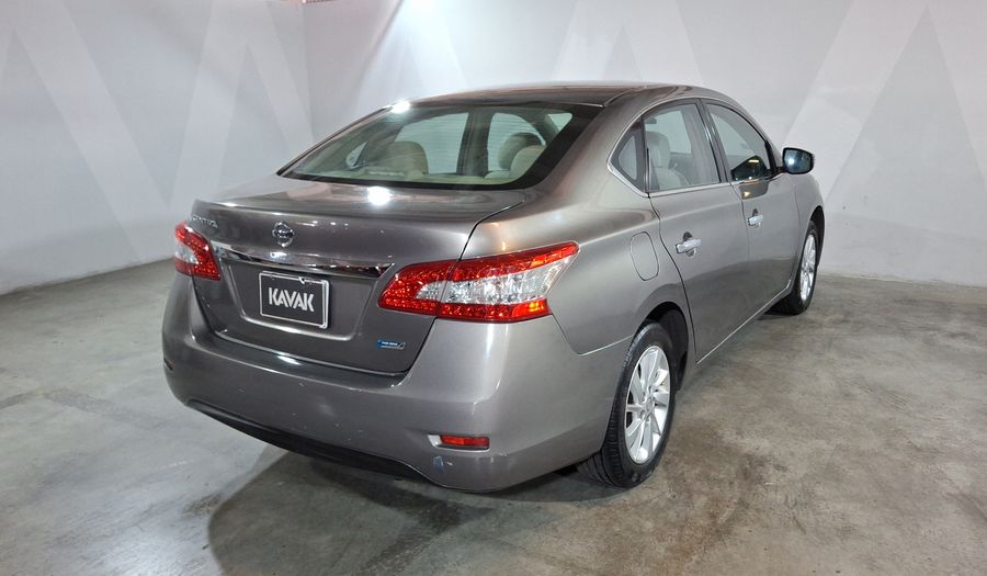 Nissan Sentra 1.8 ADVANCE CVT Sedan 2013