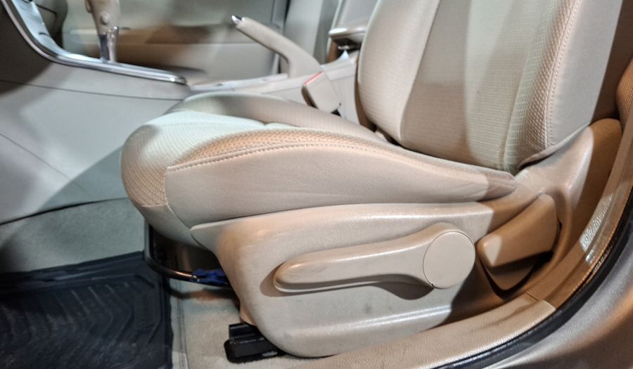 Nissan Sentra 1.8 ADVANCE CVT Sedan 2013