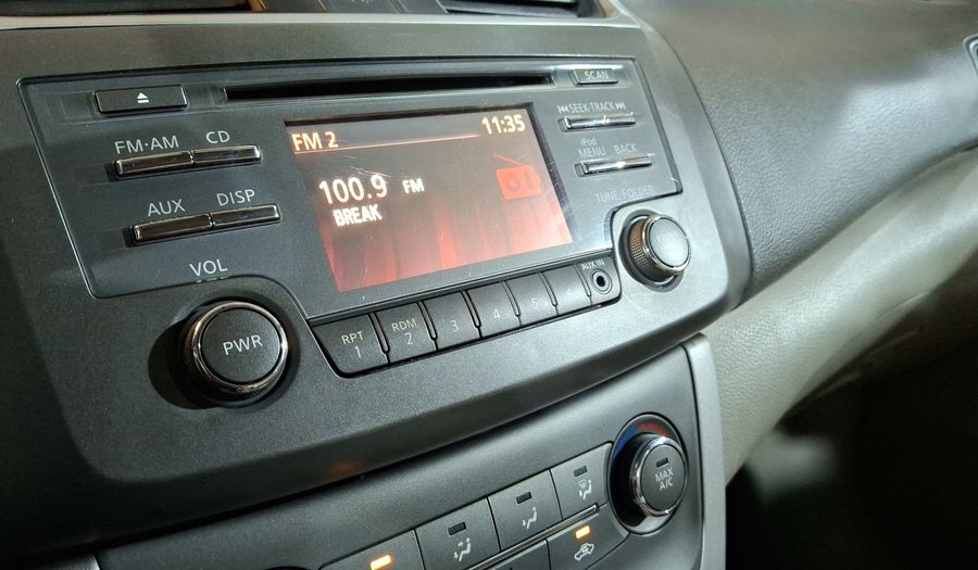 Nissan Sentra 1.8 ADVANCE CVT Sedan 2013