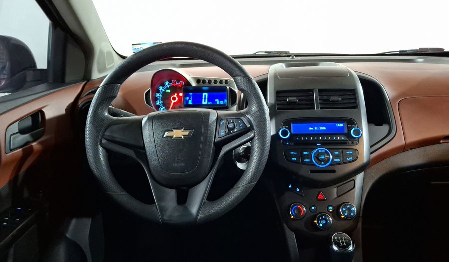 Chevrolet Sonic 1.6 MT J LT Hatchback 2016