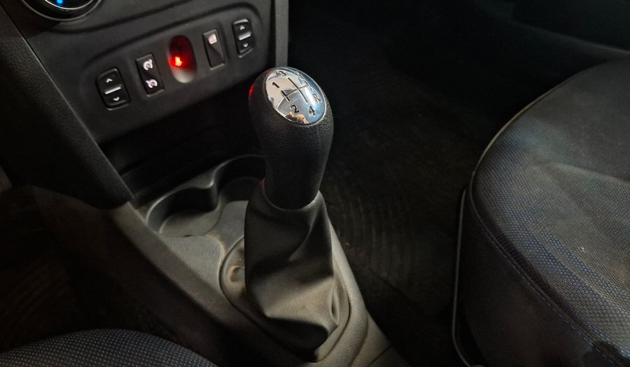 Renault Sandero 1.6 PRIVILEGE Hatchback 2017