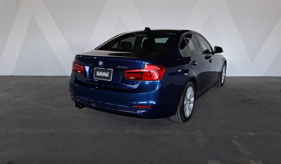 Bmw Serie 3 2.0 320IA SPORT LINE AUTO Sedan 2018