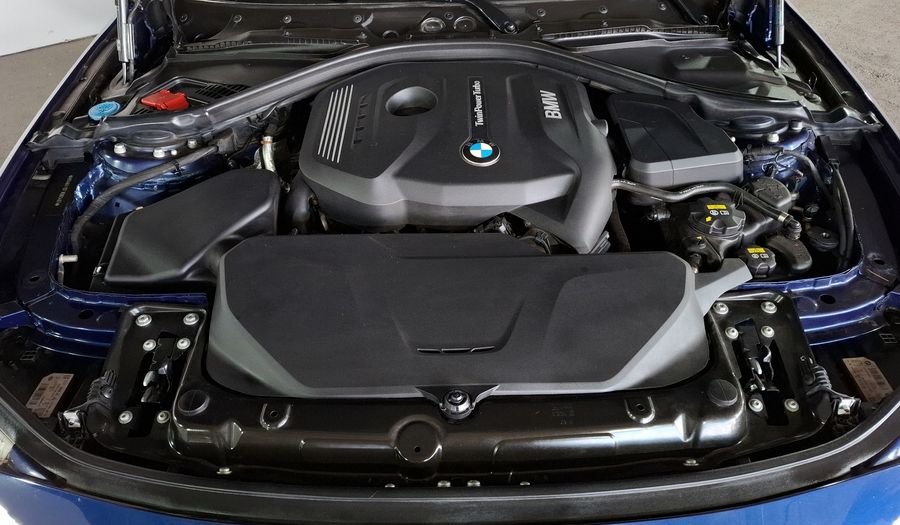 Bmw Serie 3 2.0 320IA SPORT LINE AUTO Sedan 2018