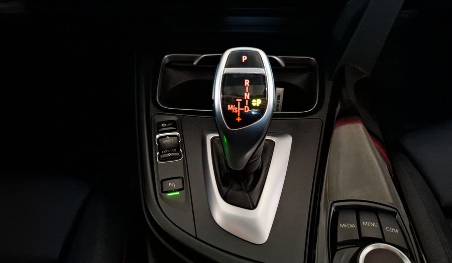 Bmw Serie 3 2.0 320IA SPORT LINE AUTO Sedan 2018