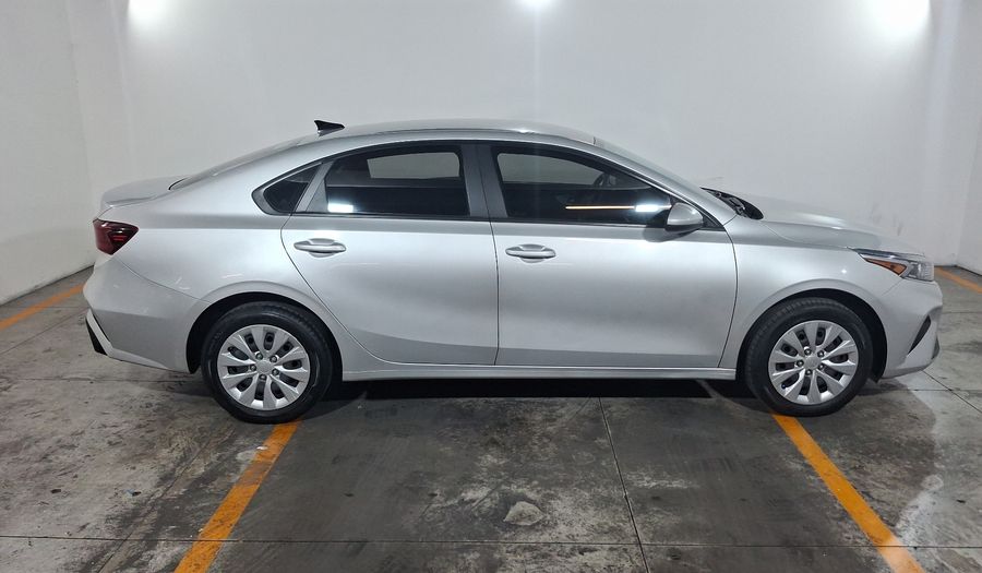 Kia Forte 2.0 L IVT Sedan 2022