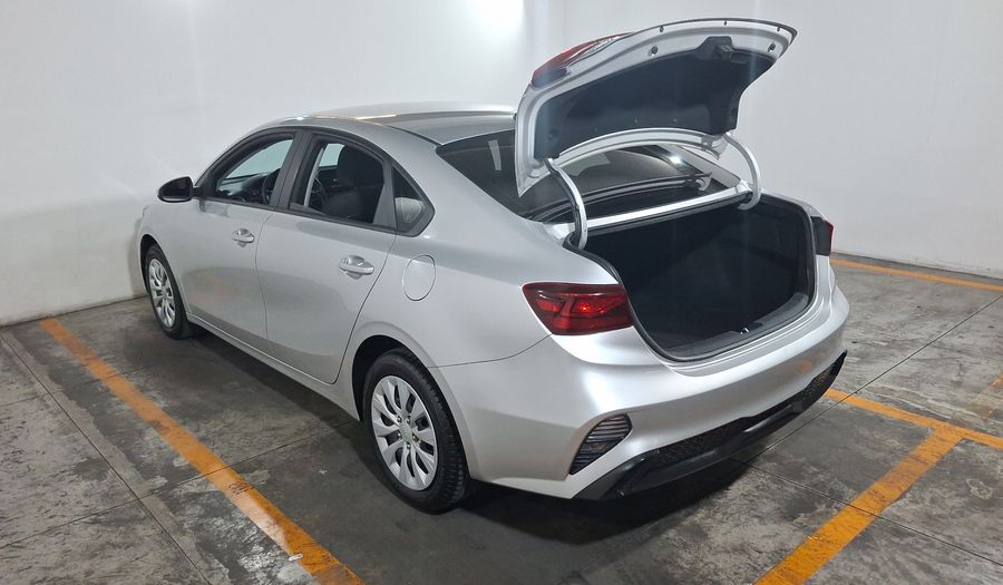 Kia Forte 2.0 L IVT Sedan 2022