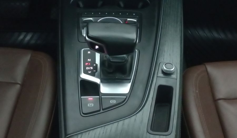 Audi A4 2.0 TFSI ELITE S-TRONIC QUATTRO Sedan 2017