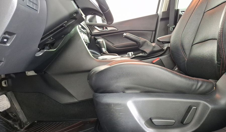 Mazda 3 2.5 SEDÁN S GRAND TOURING TA Sedan 2016