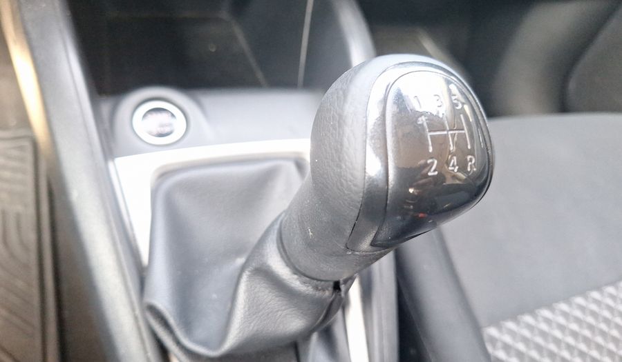 Nissan Versa 1.6 SENSE Sedan 2023