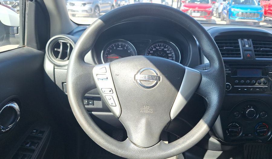 Nissan Versa 1.6 SENSE Sedan 2018