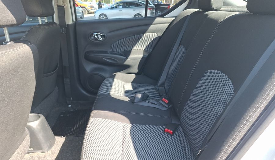 Nissan Versa 1.6 SENSE Sedan 2018