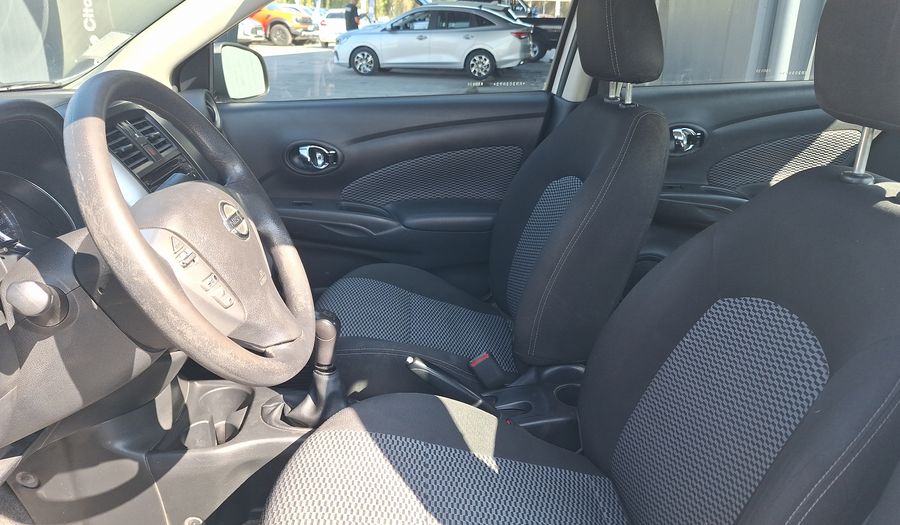 Nissan Versa 1.6 SENSE Sedan 2018