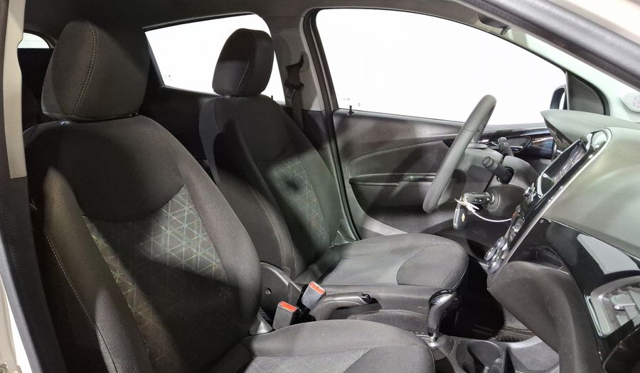 Chevrolet Spark 1.4 PREMIER G CVT Hatchback 2020