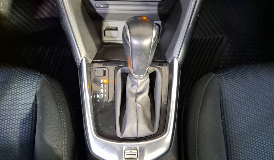 Toyota Yaris 1.5 R XLE AT Sedan 2017