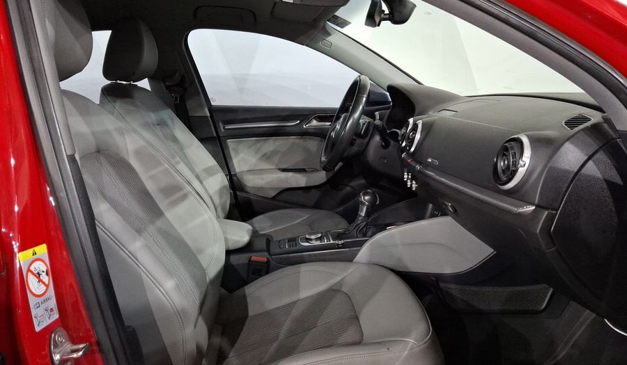 Audi A3 1.4 TFSI SELECT Sedan 2017