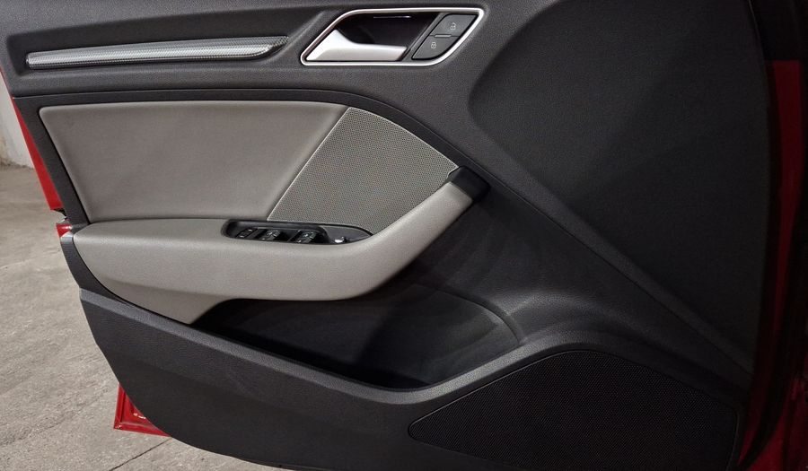 Audi A3 1.4 TFSI SELECT Sedan 2017