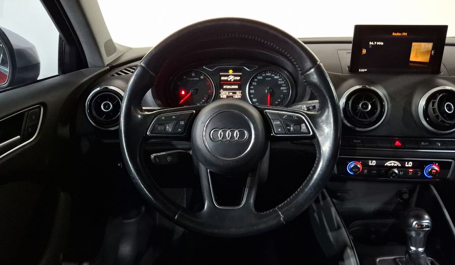 Audi A3 1.4 TFSI SELECT Sedan 2017