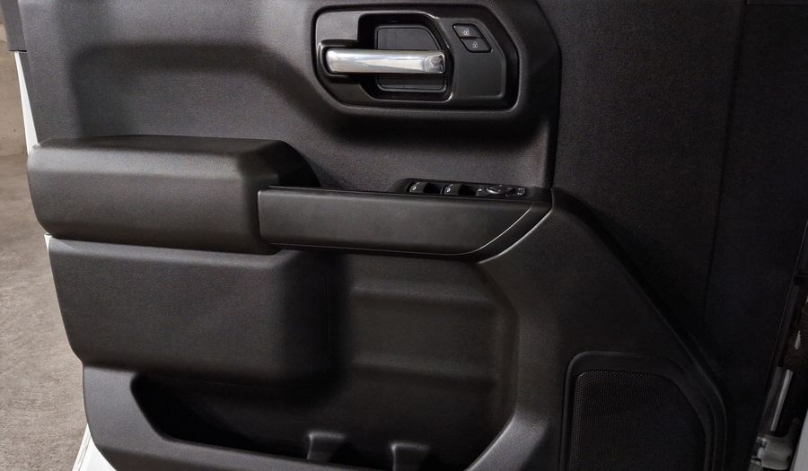 Chevrolet Silverado 1500 5.3 SILVERADO CUSTOM K AUTO 4WD Pickup 2022