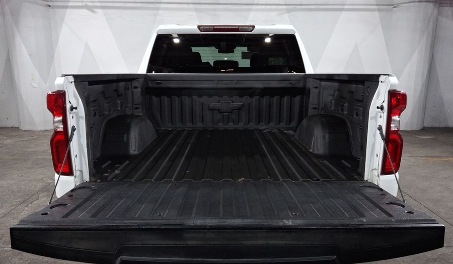 Chevrolet Silverado 1500 5.3 SILVERADO CUSTOM K AUTO 4WD Pickup 2022
