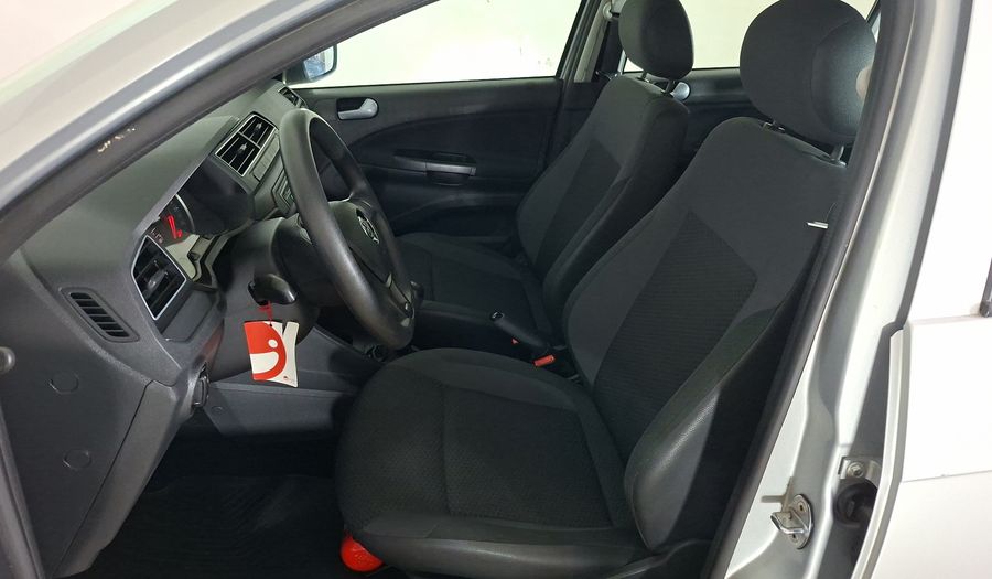 Volkswagen Gol 1.6 POWER AC Hatchback 2018